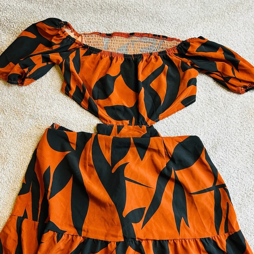 SHEIN Orange and Black Leaf Maxi Dress size large - Picture 5 of 7